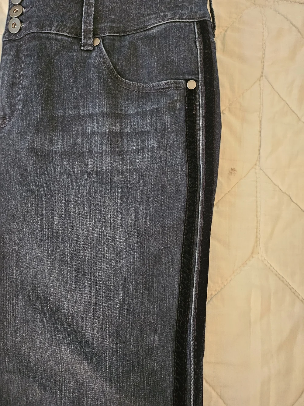 Torrid -Tall Jegging -3 Button- Dark Indigo w/Black Tuxedo Stripes - Size 16 T - Picture 11 of 11